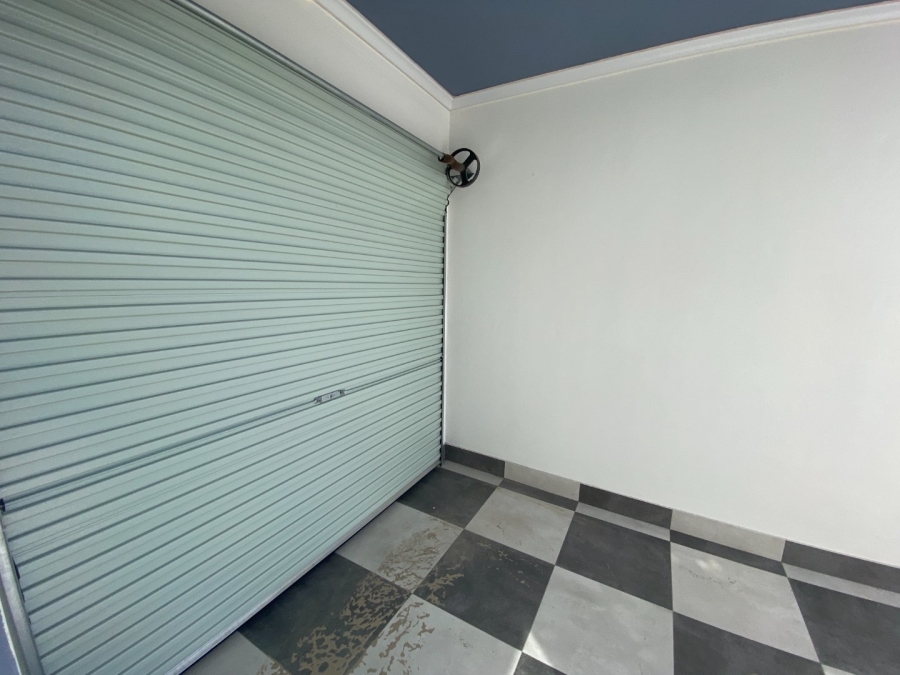 4 Bedroom Property for Sale in Sandown Western Cape